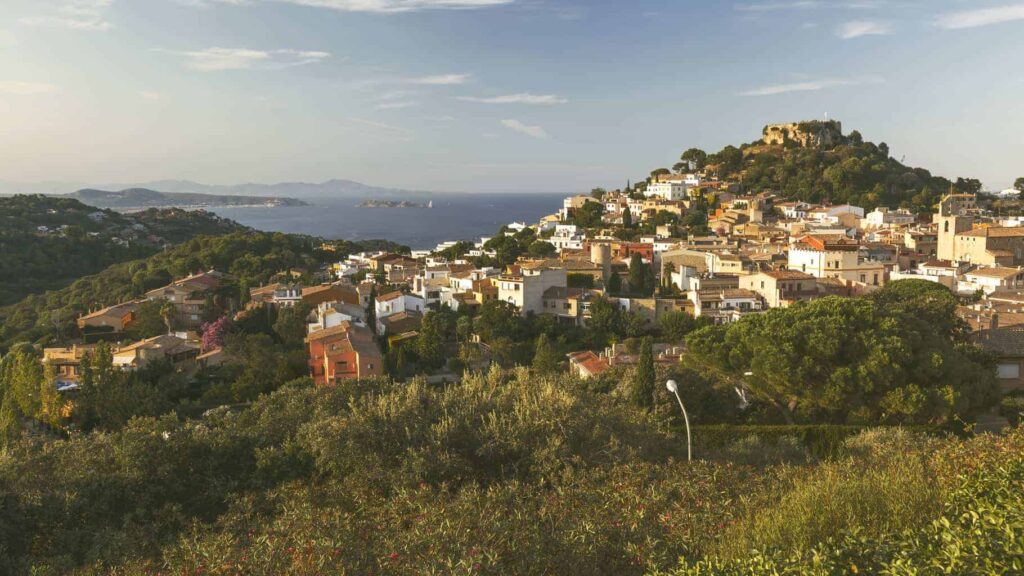 Begur village is located near the coast in Catalonia, Spain. It makes an excellent day trip from Barcelona.