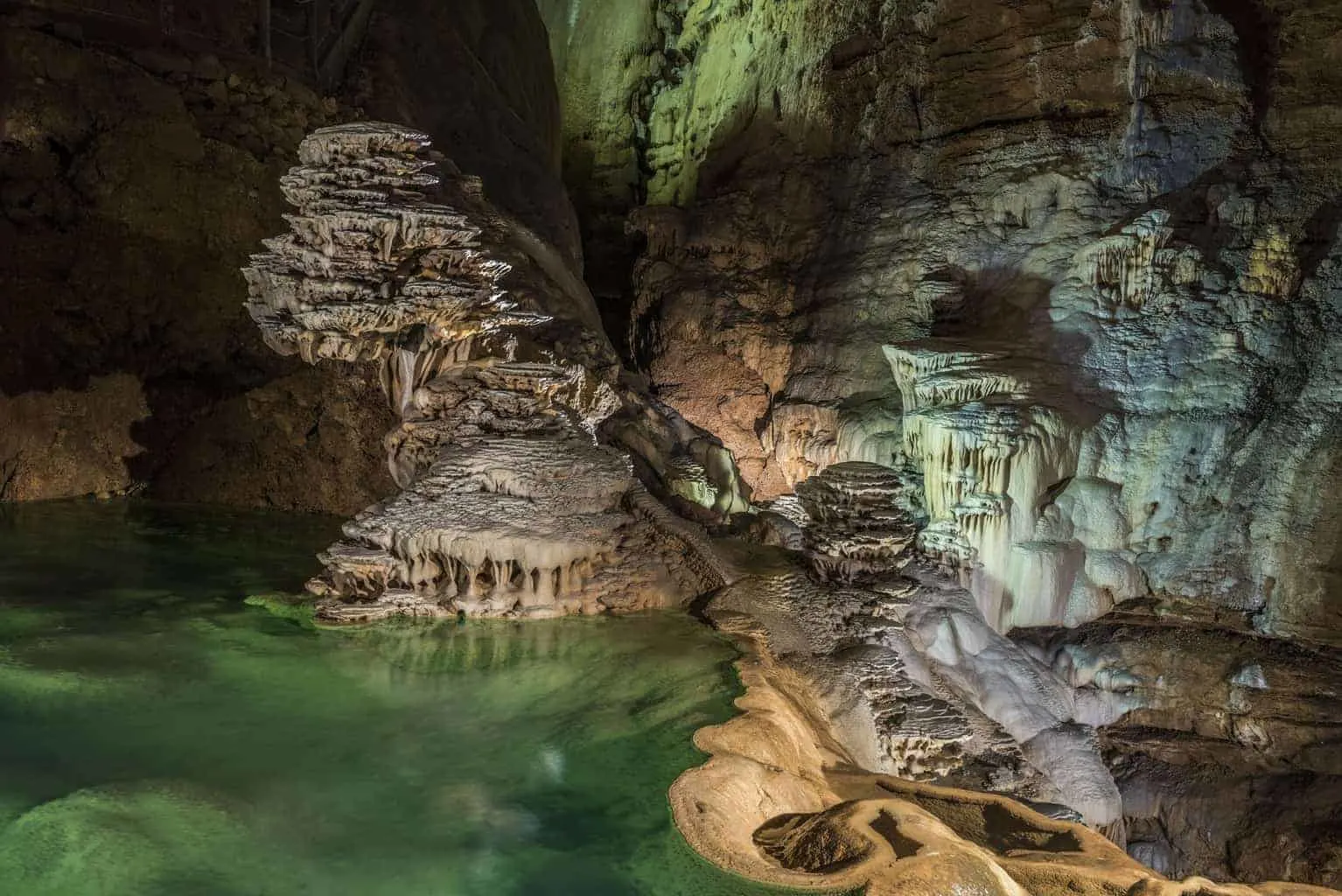 Best caves of the Dordogne, France